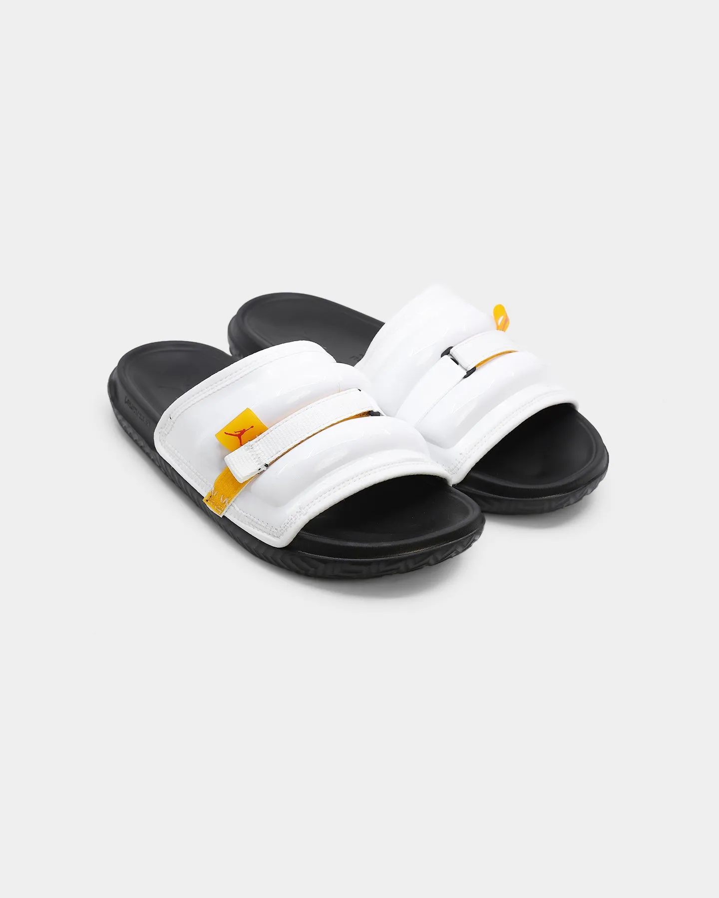 Jordan Super Play Slides White/Taxi-Black-Fire-Red