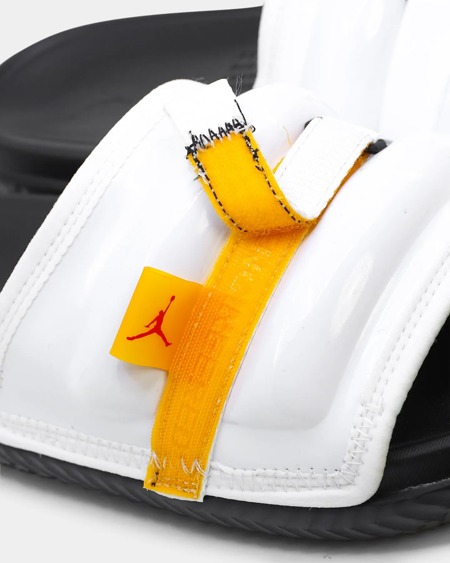 Jordan Super Play Slides White/Taxi-Black-Fire-Red