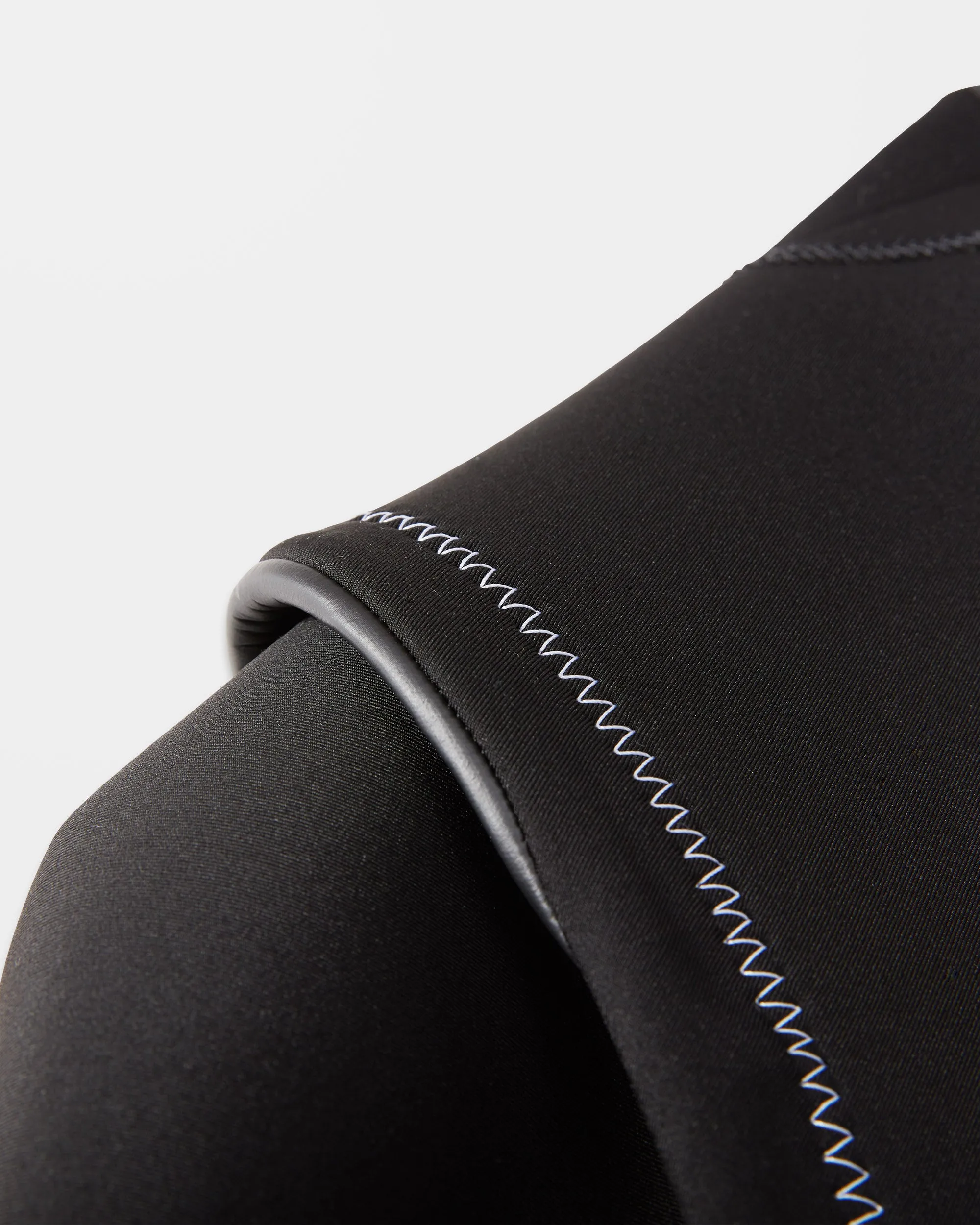 Modulator 3/2Mm Chest Zip Full Wetsuit - BLACK