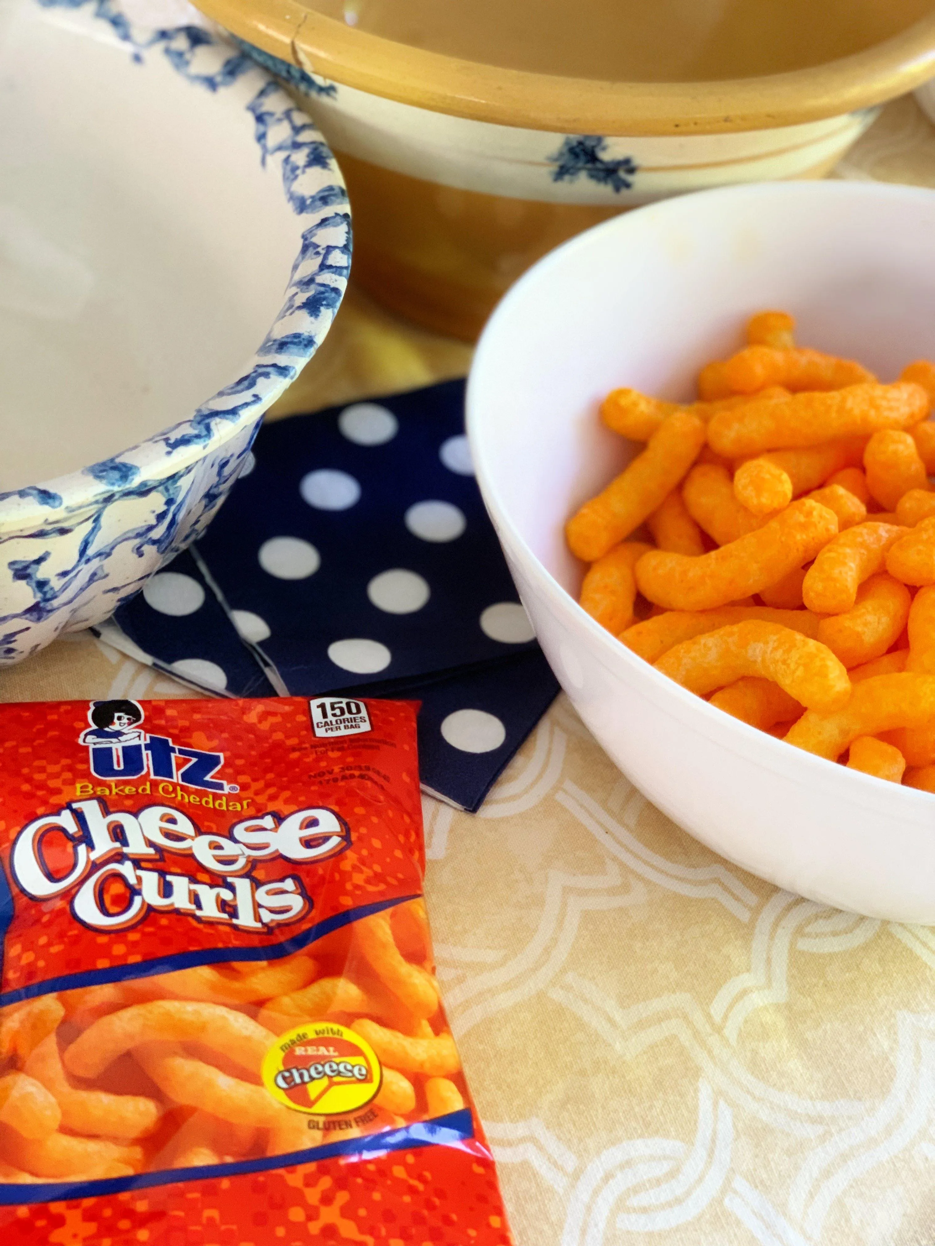 Utz Cheese Curls Cheddar 1 oz. 60 count