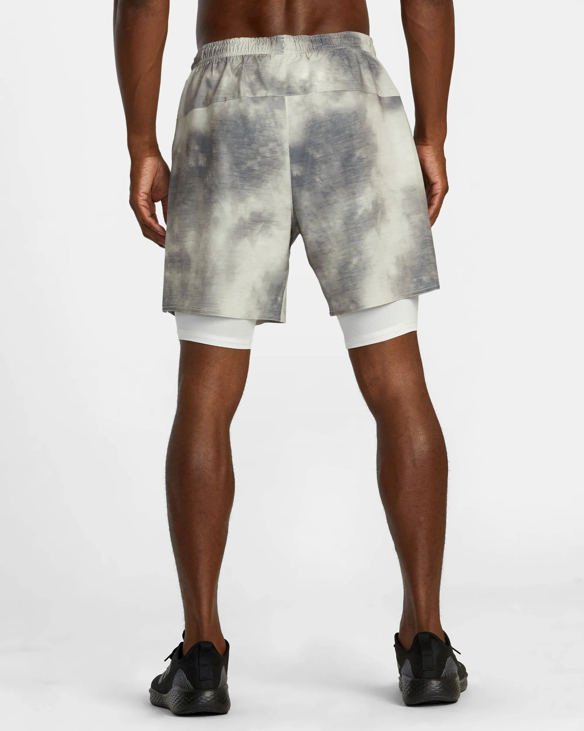 Yogger Train 2-In-1 17" Workout Shorts - Chalk Wash